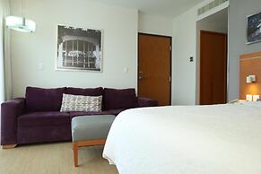 Hampton Inn & Suites by Hilton Paraiso