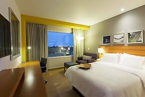 Hampton Inn & Suites by Hilton Paraiso