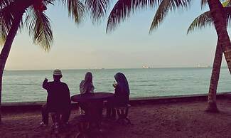 Shah's Beach Resort