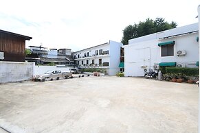Baiyoke Chalet Hotel