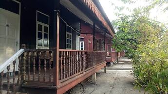 Kapas Island Resort
