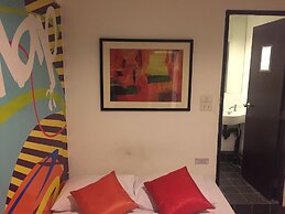 Take A Nap Hotel