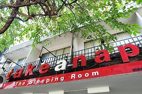 Take A Nap Hotel