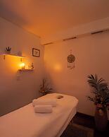 Le Chatelet Hotel