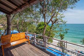 Sangthian Beach Resort