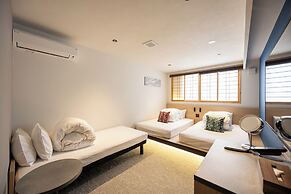 HOTEL FUJi TORiiGATE