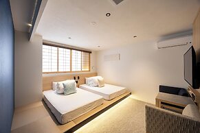 HOTEL FUJi TORiiGATE