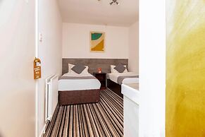 Cardiff Riverside Hotel by Belvilla