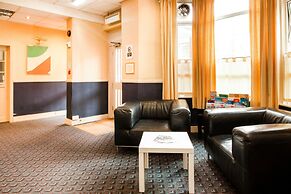 Cardiff Riverside Hotel by Belvilla