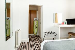 Cardiff Riverside Hotel by Belvilla