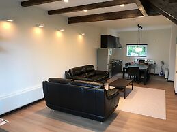 Tsuru Apartments