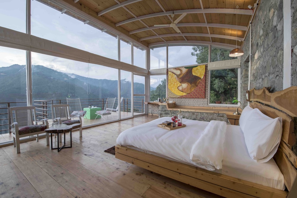 Seclude Ramgarh, Cliff's Edge