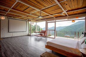 Seclude Ramgarh, Cliff's Edge