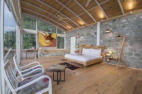 Seclude Ramgarh, Cliff's Edge