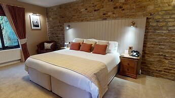 Stone House Hotel