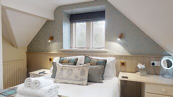 Stone House Hotel