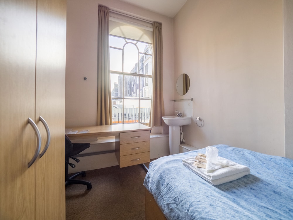 LSE Passfield Hall - Campus Accommodation