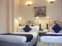 Mermaid Suite Hotel
