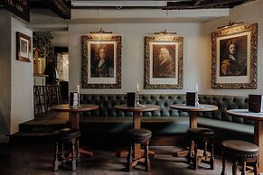 The Bull And Swan