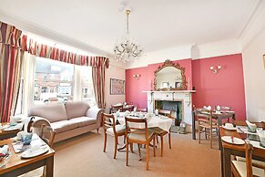 Virginia Lodge