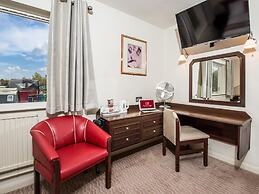Peartree Lodge Waterside