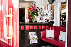 Peartree Lodge Waterside
