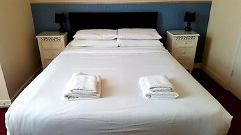 Langtry Hotel