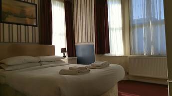 Langtry Hotel