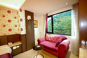 Cherry Feast Resort
