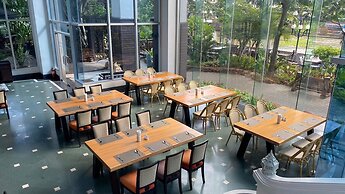 Krungsri River Hotel
