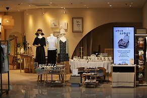 Dukgu Oncheon Hotel