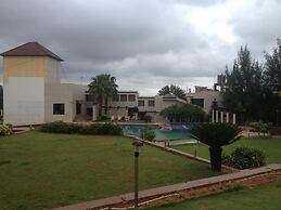 Cotton County Club and Resort