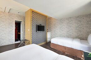 Taichung Saint Hotel