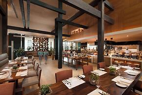 Conrad Manila