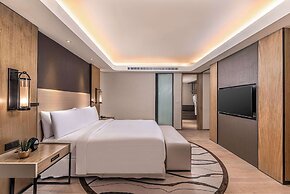 Conrad Manila