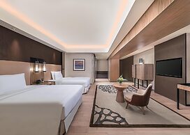 Conrad Manila