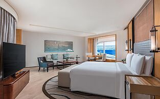 Conrad Manila