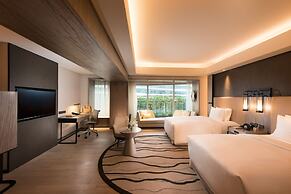 Conrad Manila