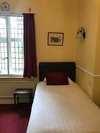 Barons Court Hotel