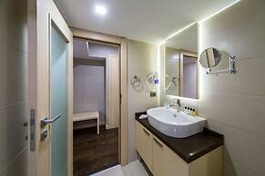Molton Monapart Mecidiyekoy