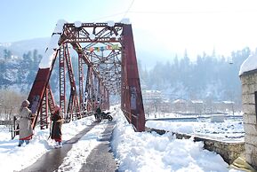 Snow Touch Resort (Shri Nath Group)