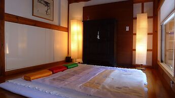 Xiwoo Hanok Guesthouse