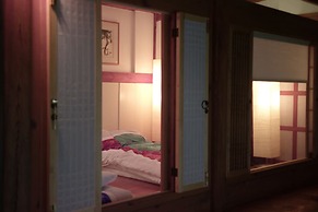 Xiwoo Hanok Guesthouse