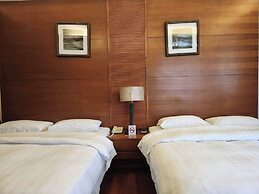 Einhan Resort