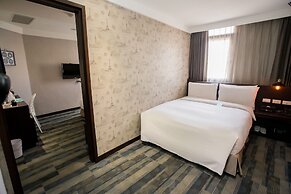Khan Hotel