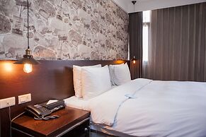 Khan Hotel