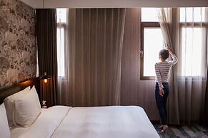 Khan Hotel