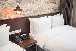 Khan Hotel