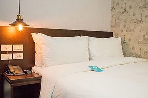 Khan Hotel