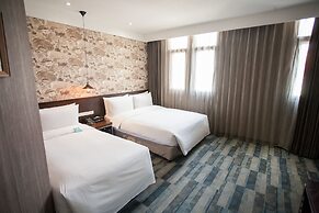 Khan Hotel